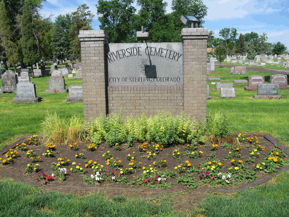Riverside Cemetery